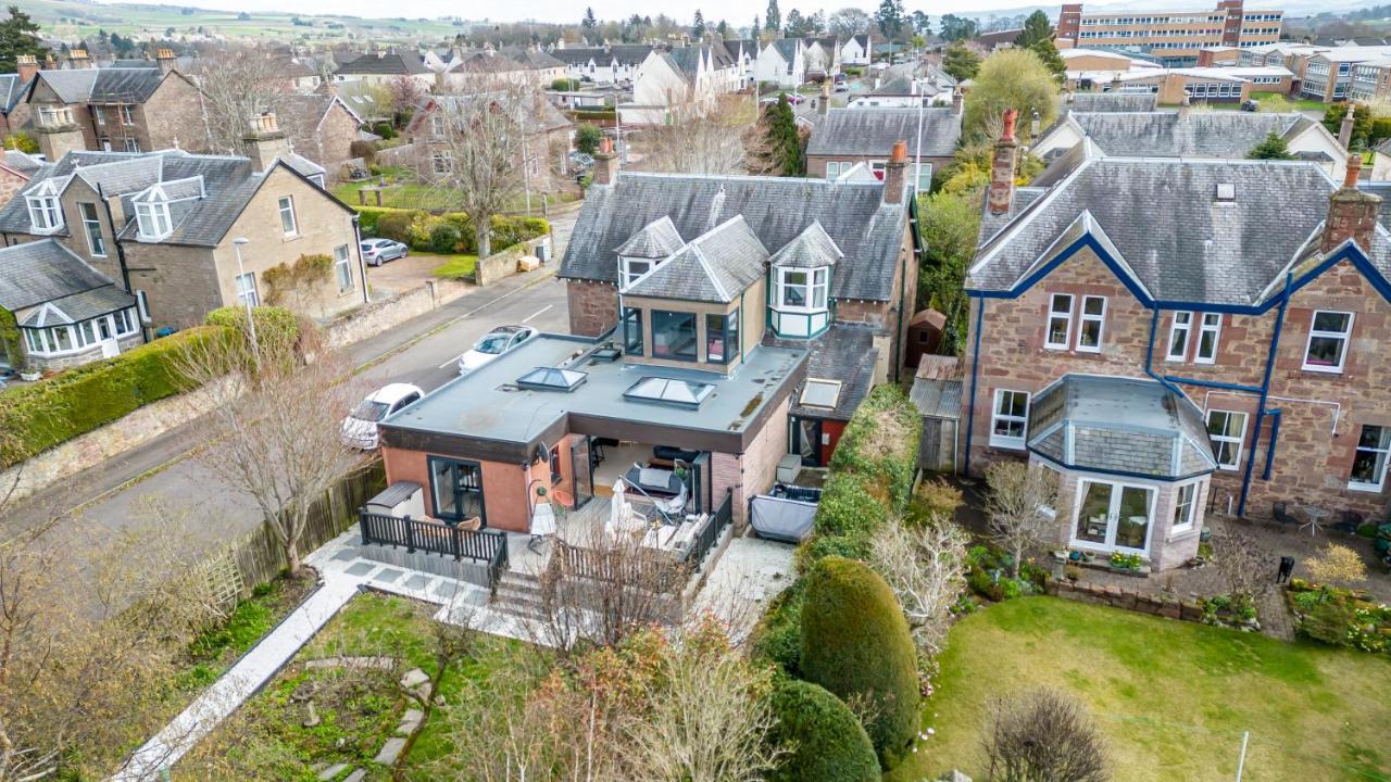 Gilmore House - 5 Bedroom Victorian Home With Hot Tub Blairgowrie and Rattray Εξωτερικό φωτογραφία