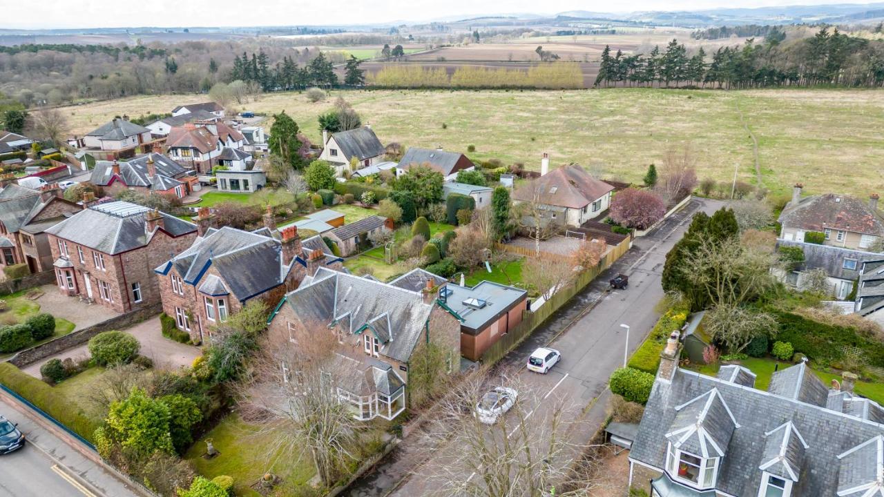 Gilmore House - 5 Bedroom Victorian Home With Hot Tub Blairgowrie and Rattray Εξωτερικό φωτογραφία